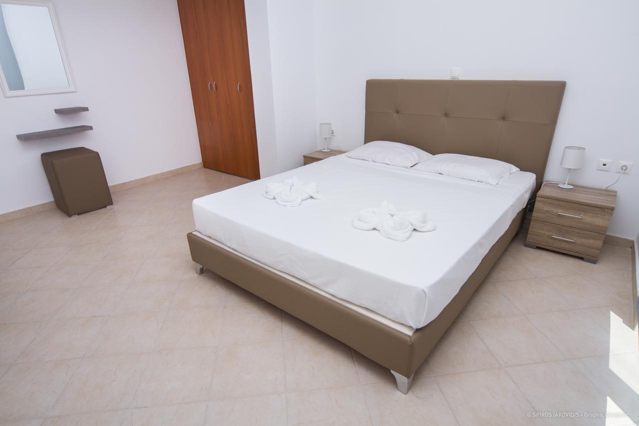 Apartament Casa Marinella Jenadi Zewnętrze zdjęcie